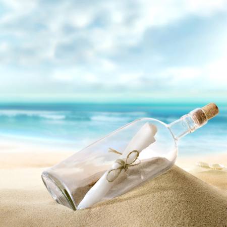 botella, mar, arena, papel, océano Silvae1 - Dreamstime