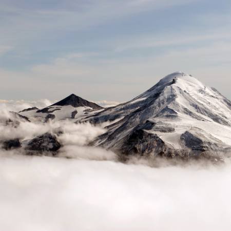 de la montaña, nieve, niebla, granizo Vronska - Dreamstime