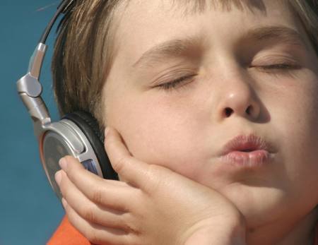 la música, niño, escuchar, escuchar Showface - Dreamstime