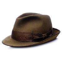 sombrero, cabeza, marrón Milosluz - Dreamstime