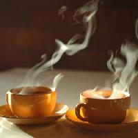 Pixwords La imagen con calientes, café, café, humo, tazas Sergei Krasii - Dreamstime