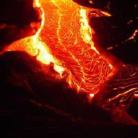 Pixwords La imagen con de la lava, volcán, rojo, caliente, fuego, montaña Jason Yoder - Dreamstime