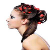 Pixwords La imagen con para el cabello, mujer, rojo, perlas, desnudo Valua Vitaly - Dreamstime