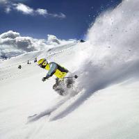 Pixwords La imagen con de invierno, esquí, esquiador, montana, nieve, cielo Ilja Mašík
