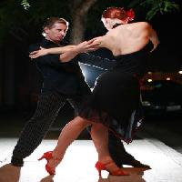 Pixwords La imagen con danza, hombre, mujer, negro, vestido, el escenario, la música Konstantin Sutyagin - Dreamstime
